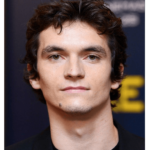 Fionn Whitehead wiki